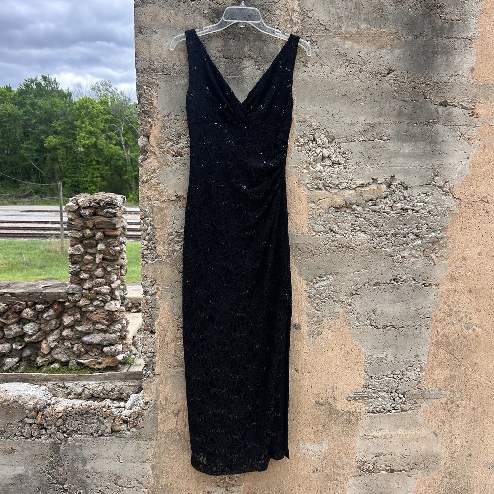 Lauren Ralph Lauren Black Lace Evening Gown Sequin Detail Formal Dress Size 4